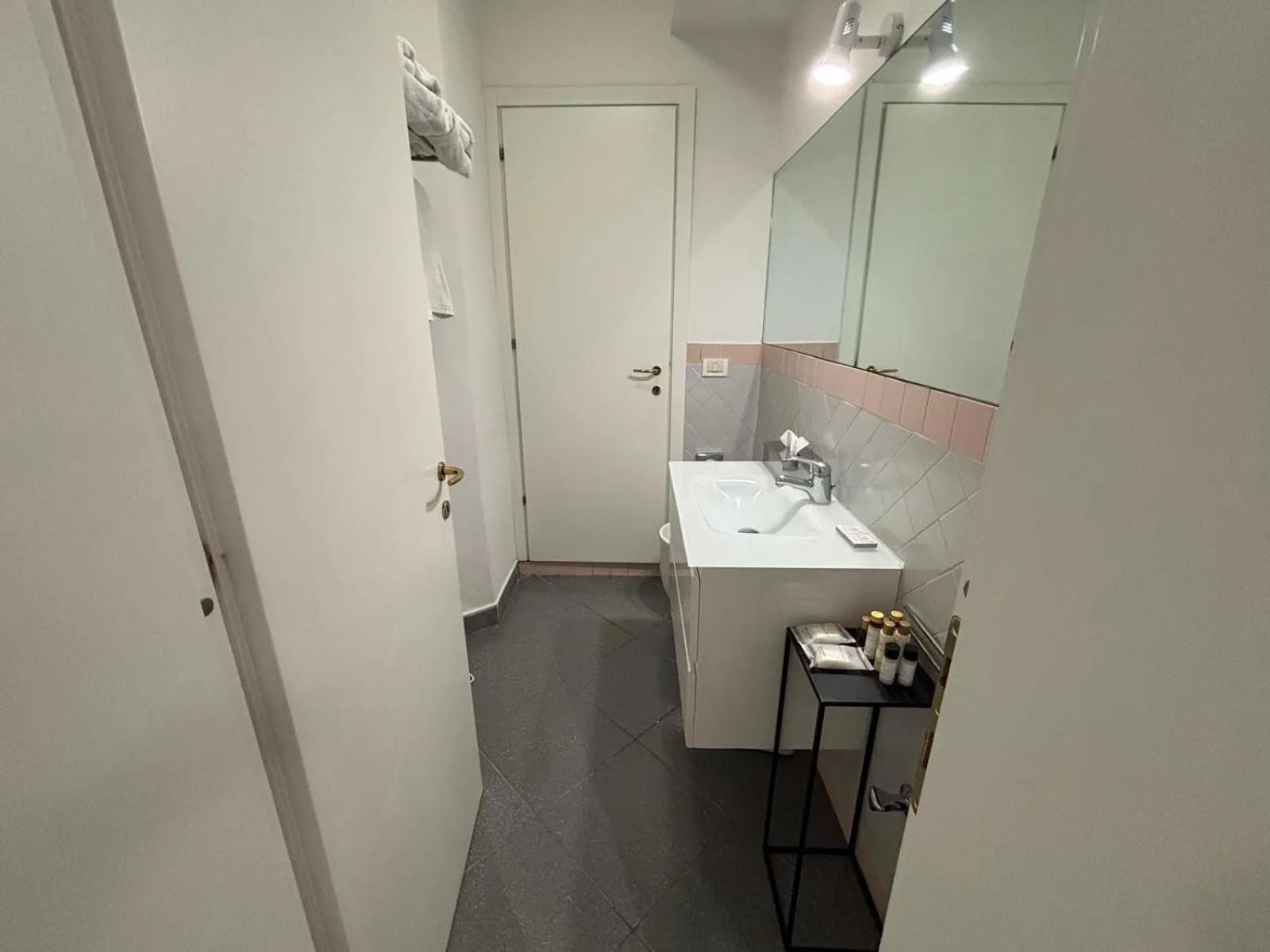 Phi Hotel Bologna Apartments Zewnętrze zdjęcie